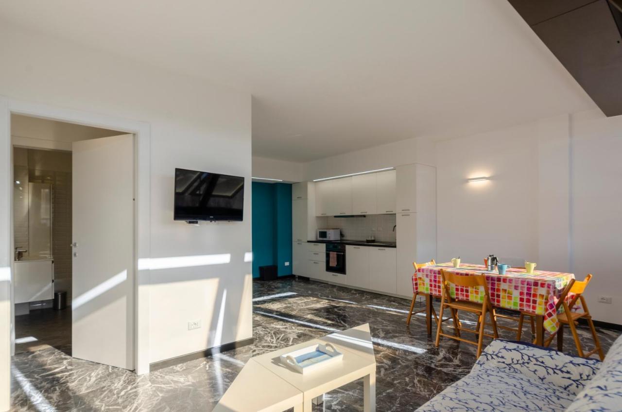 Joivy Spacious Apt For 6, Near Train Station And Beach Sestri Levante Exterior foto